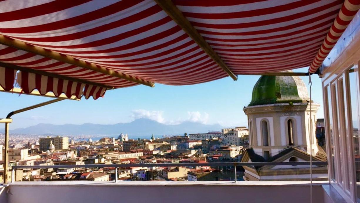 La Terrazza Di Nonna Anna Bed and Breakfast Napels Buitenkant foto